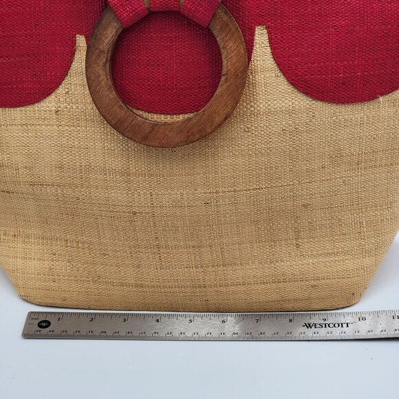 Natural Jute Tote Bag With Red Scallop Design & Wooden Ring Handles - Picture 7 of 16